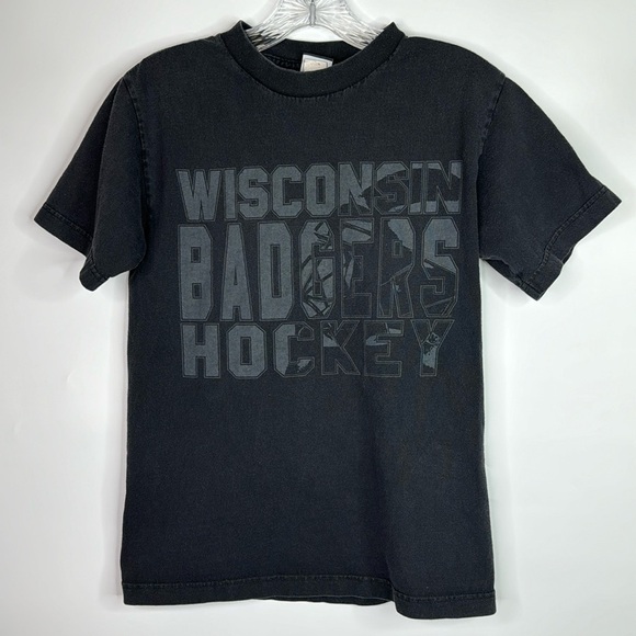 Vintage CI Sports Black UW Badgers Hockey Tshirt Small - Picture 1 of 8